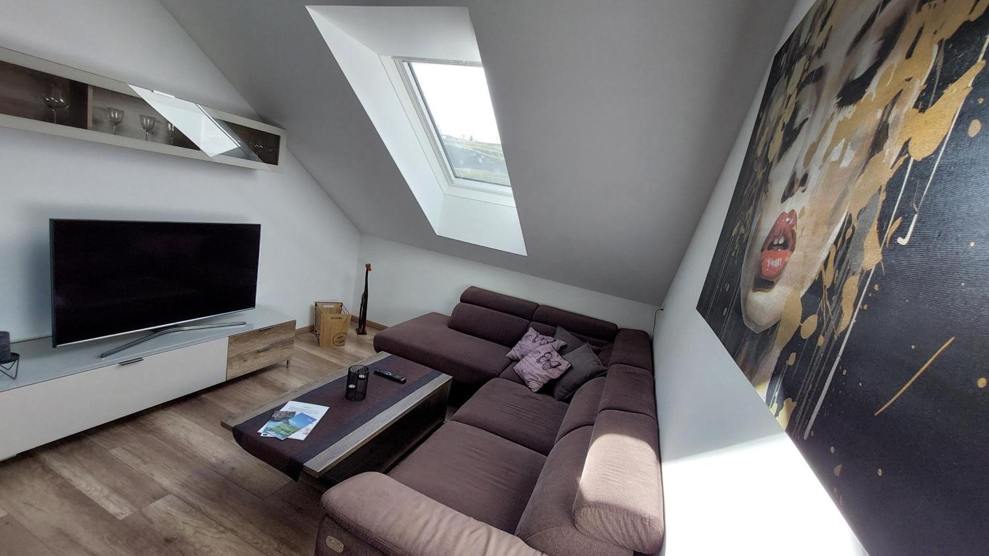 Living Apartment *